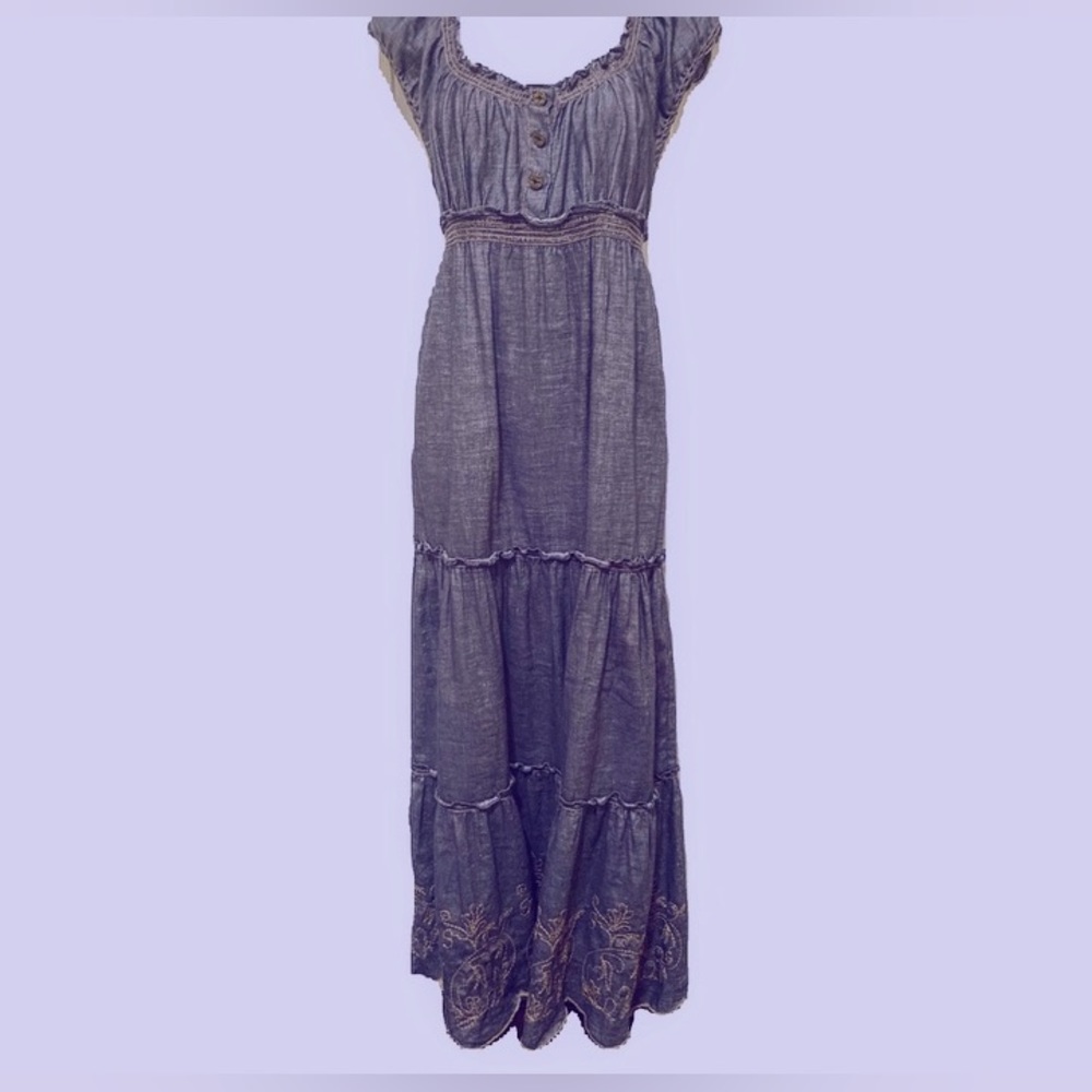Women’s Chelsea and Violet Size M Embroidered Denim Maxi Dress